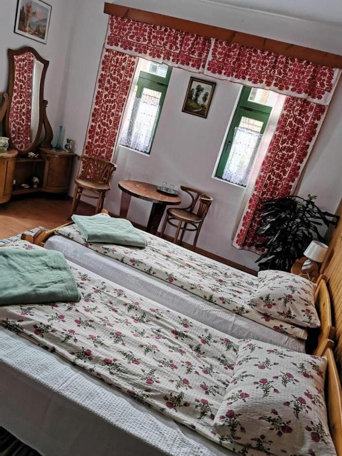 Hotel Kristaly Vendeghaz Rimetea Exteriér fotografie